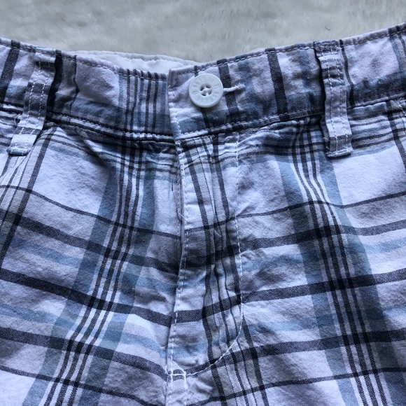 Boys White & Blue Plaid Adjustable Bermuda Shorts - Picture 2 of 4